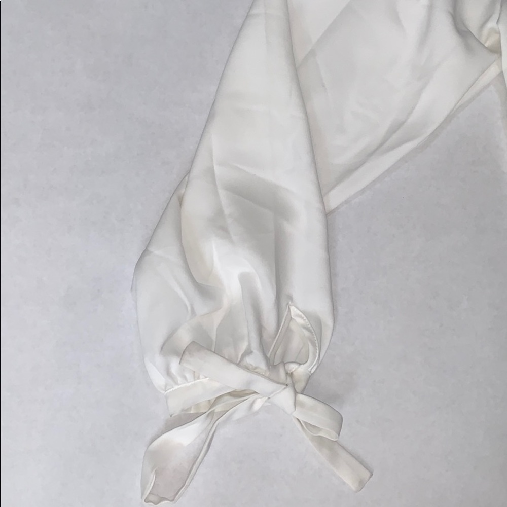 Do+Be • One Shoulder Ruffle Top - Picture 3 of 4